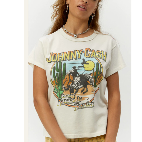 Daydreamer Johnny Cash Riders In The Sky Reverse Girlfriend Tee Cream Small - Picture 6 of 7